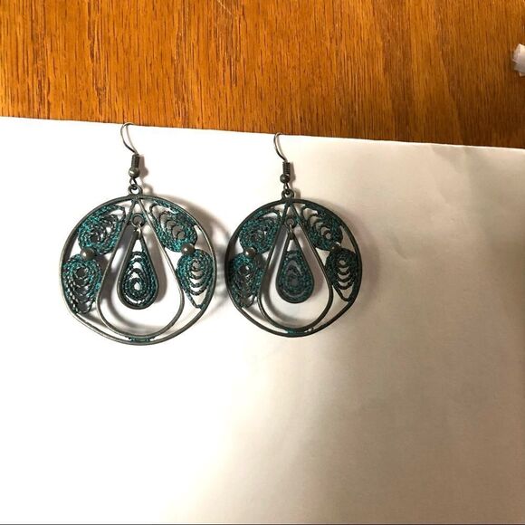 Fashion Jewelry Boho Antique Metal Dangle Earrings (A)91 - Picture 7 of 8